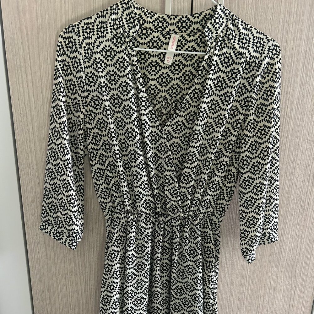 Target Xhilaration White Dress with Black Print (XS)